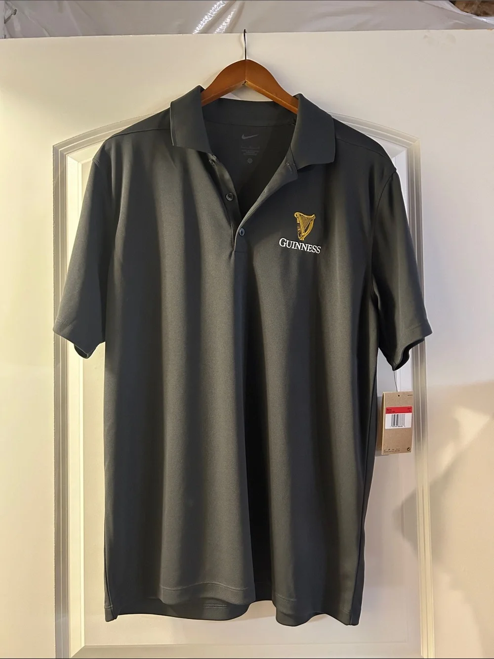 Men’s NWT Guinness Embroidered Gray Polo Size Large